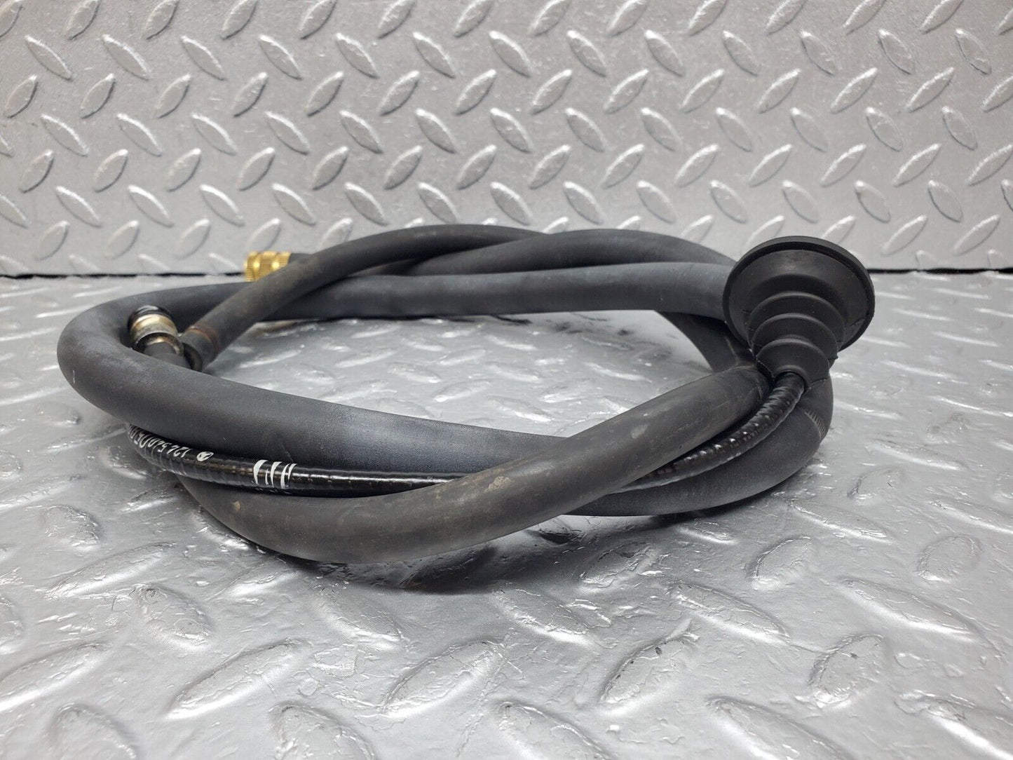 44841 Mercedes-Benz W124 220E Speedometer Cable Automatic Gearbox 1245400568