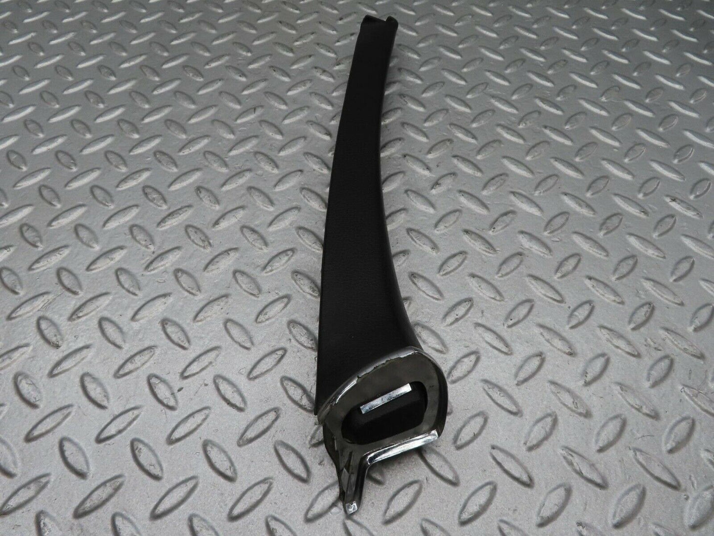 14222 Mercedes-Benz W116 350SE Front Right Door Trim Interior Black