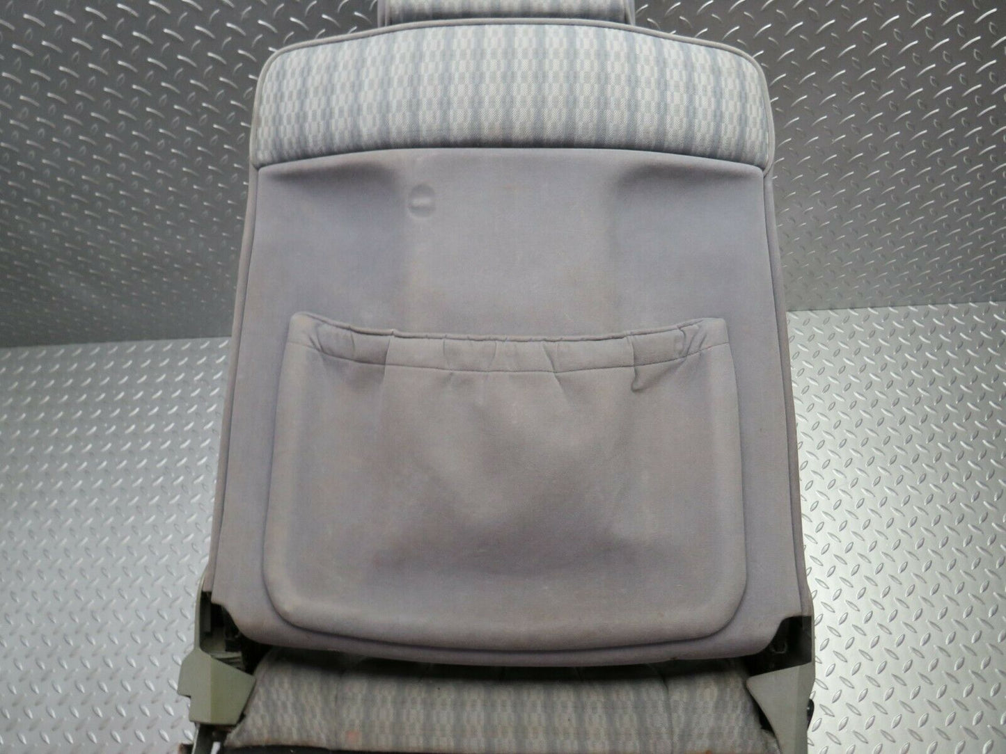 24371 Mercedes-Benz S124 220TE Wagon Front Right Seat