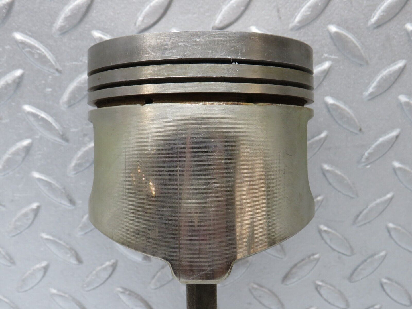 39304 Mercedes-Benz R107 500SL Piston With Connecting Rod 96,515mm