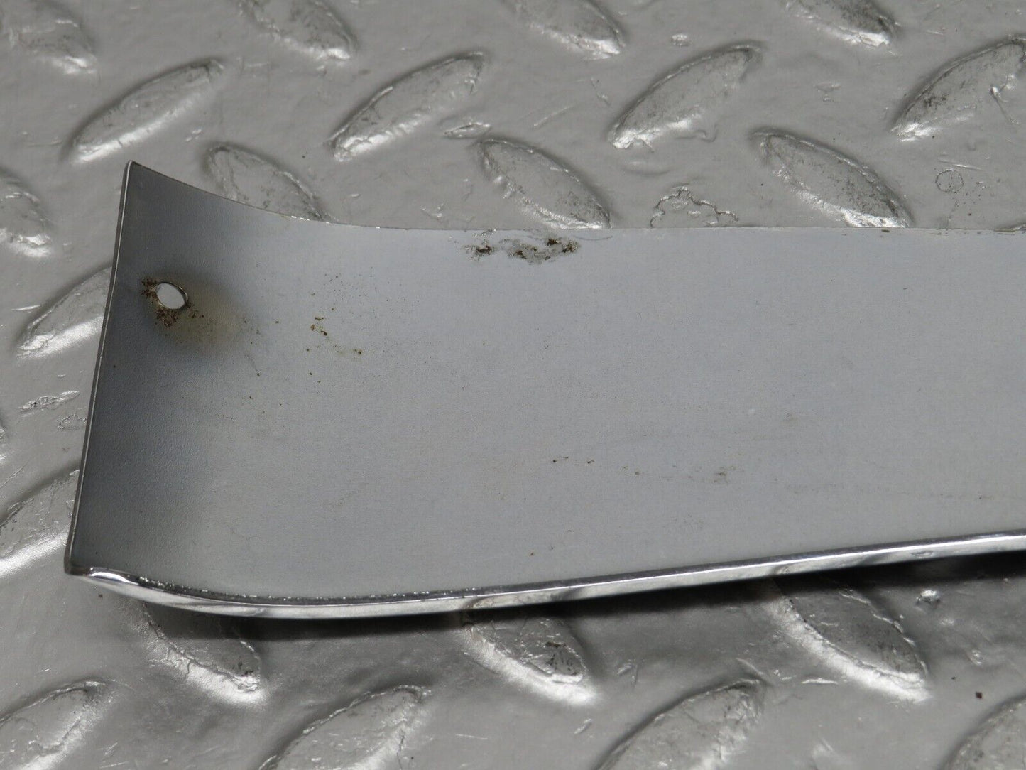 0736 Mercedes-Benz C107 350SLC Coupe Door Chrome Cover Left Side