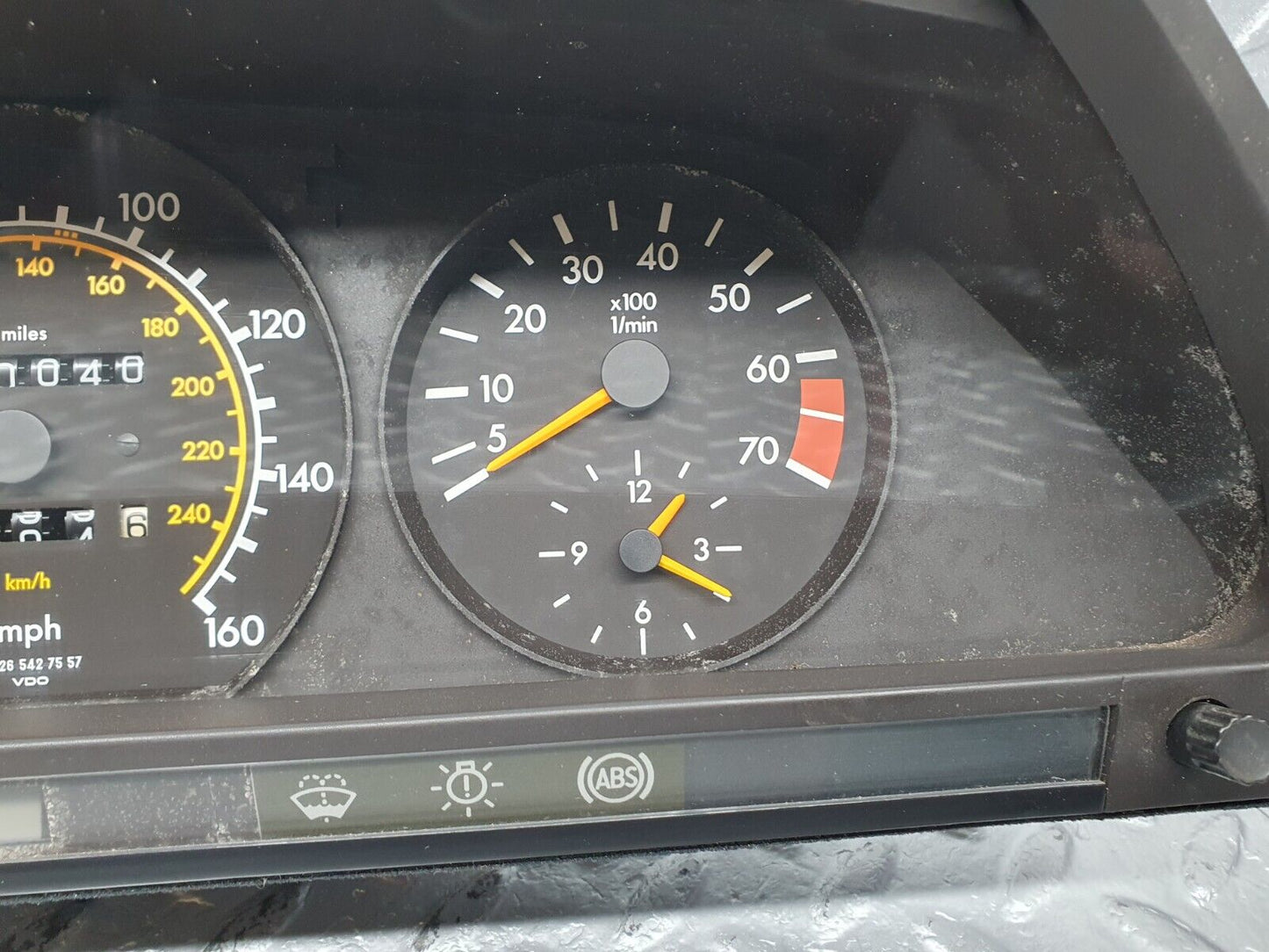 41200 Mercedes-Benz W126 300SE Instrument Cluster 1265427557
