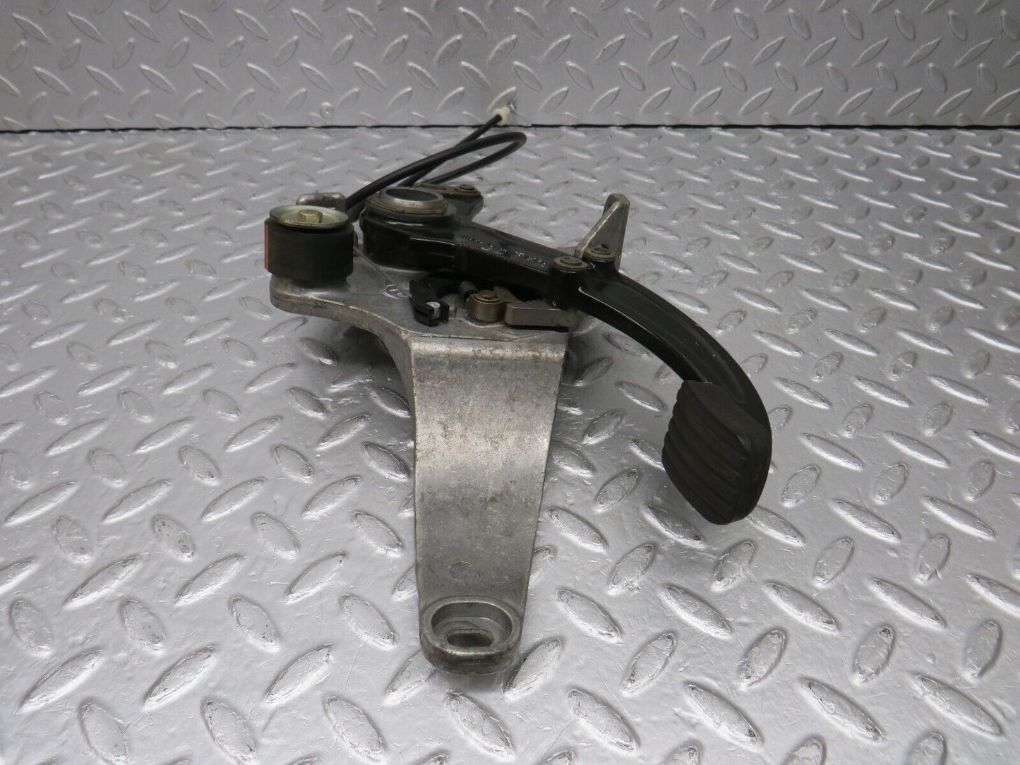 38435 Mercedes-Benz R129 280SL Coupe Parking Brake Pedal 1294270336 1294270101