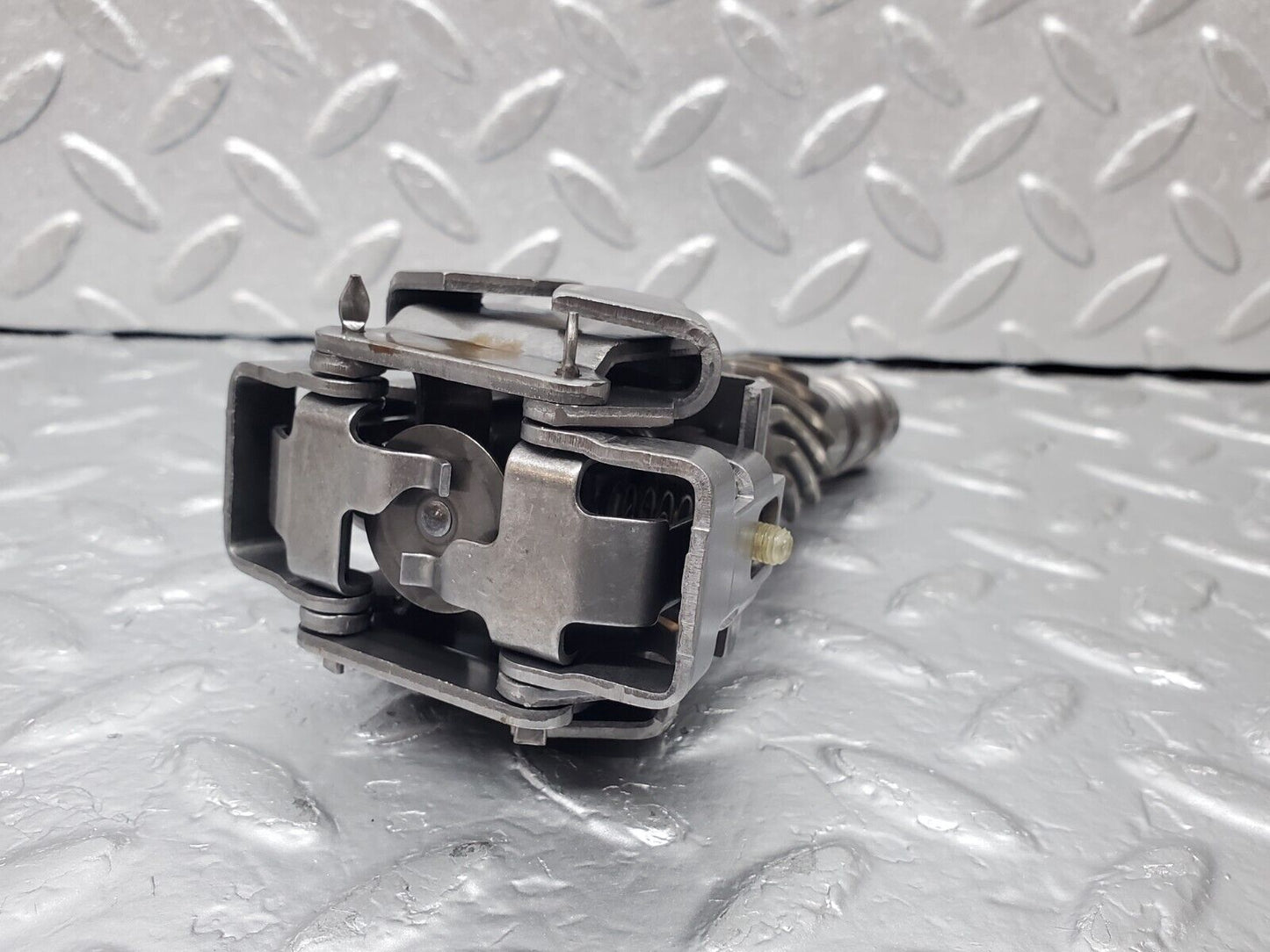 44565 Mercedes-Benz W123 280E Automatic Gearbox Governor 722.309