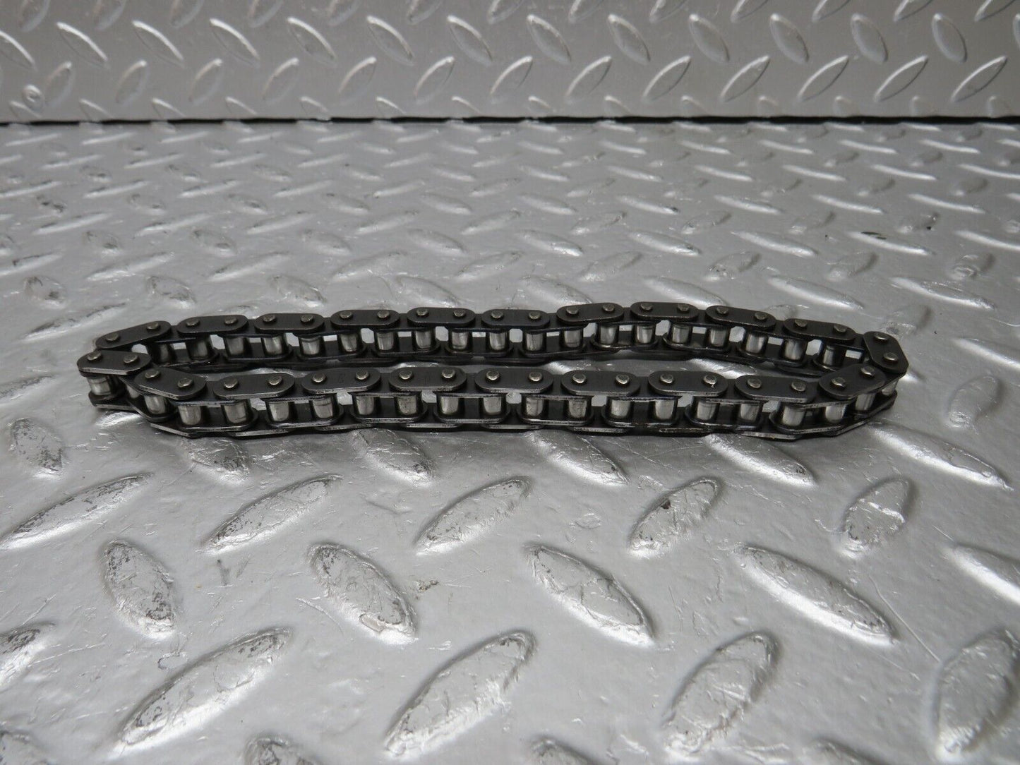 32821 Mercedes-Benz C107 R107 350 V8 Oil Pump Chain