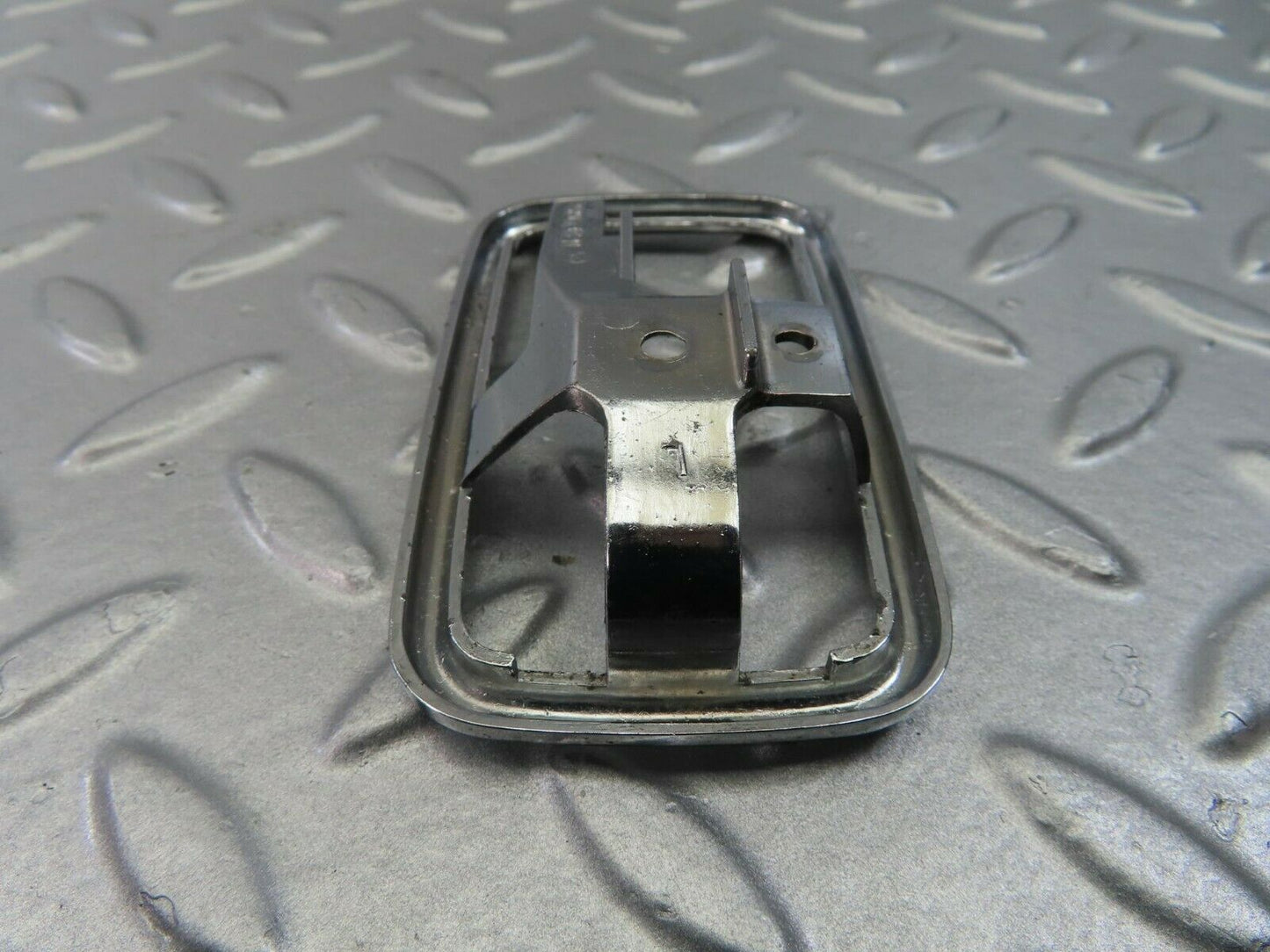 8882 Mercedes-Benz W108 Chrome Frame For Door Opener Left 1087660511