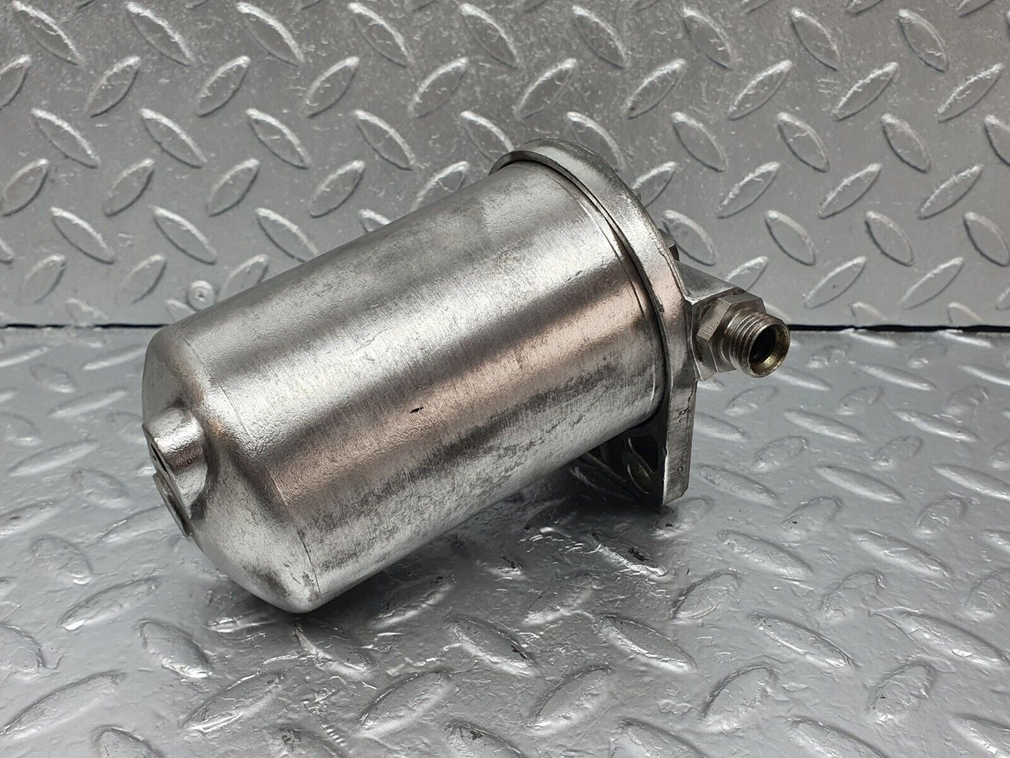 43343 Mercedes-Benz W108 280SE Fuel Filter Housing 0450108003