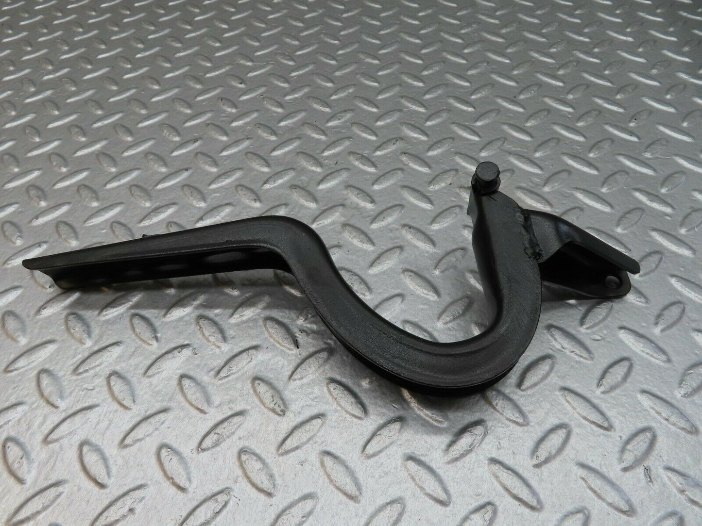 18055 Mercedes-Benz W123 200 Trunk Lid Hinge Left Side 1237500187