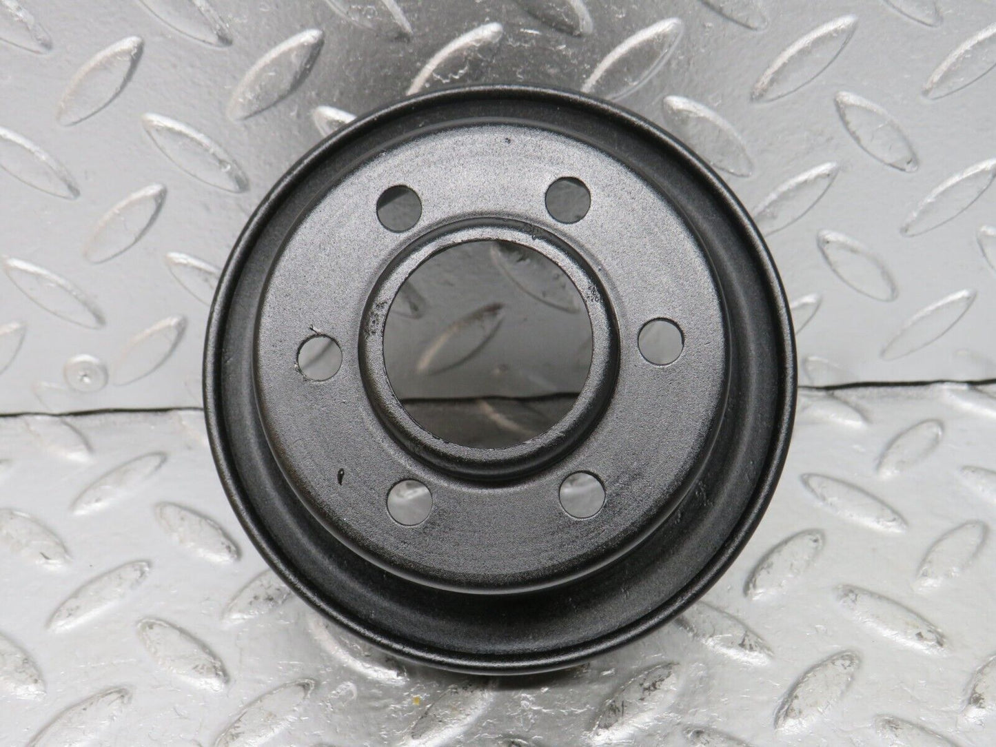 33099 Mercedes-Benz W108 280SE Crankshaft Pulley