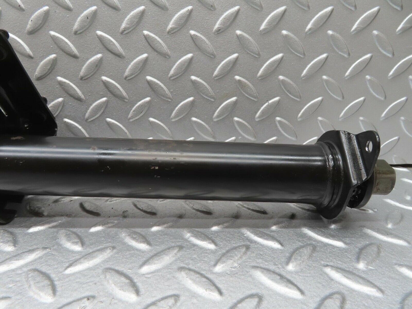 13562 Mercedes-Benz W123 200 Steering Column