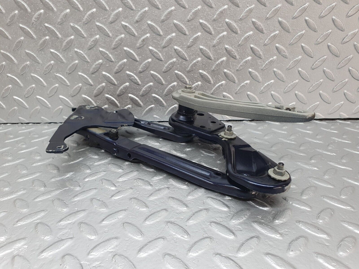 42195 Mercedes-Benz R129 320SL Coupe Bonnet Hinge Left Side 1298800128 1298870174