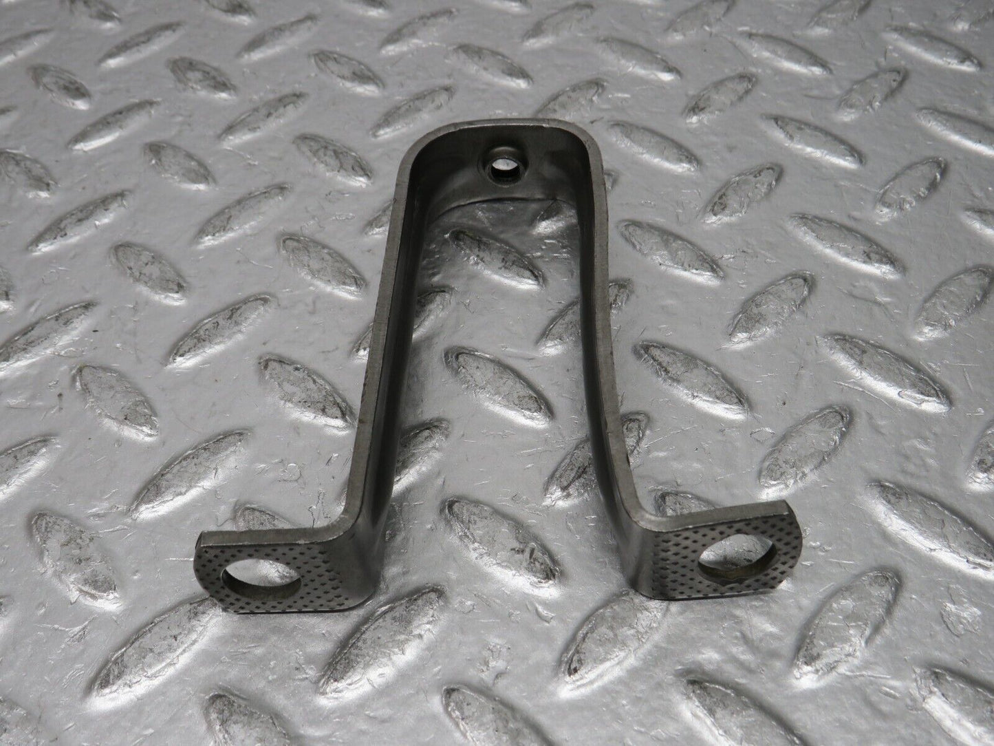 0282 Mercedes-Benz W120 Ponton Valve Cover Support