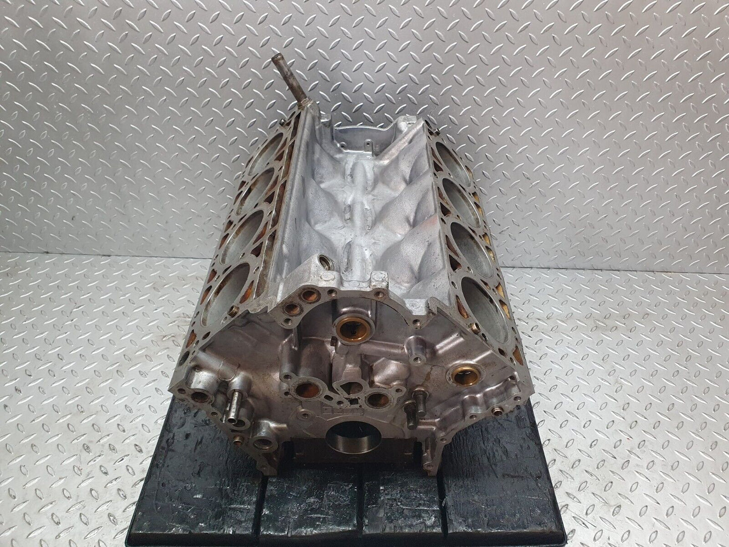 43842 Mercedes-Benz C126 380SEC Coupe Engine Block 116.963 1160111201