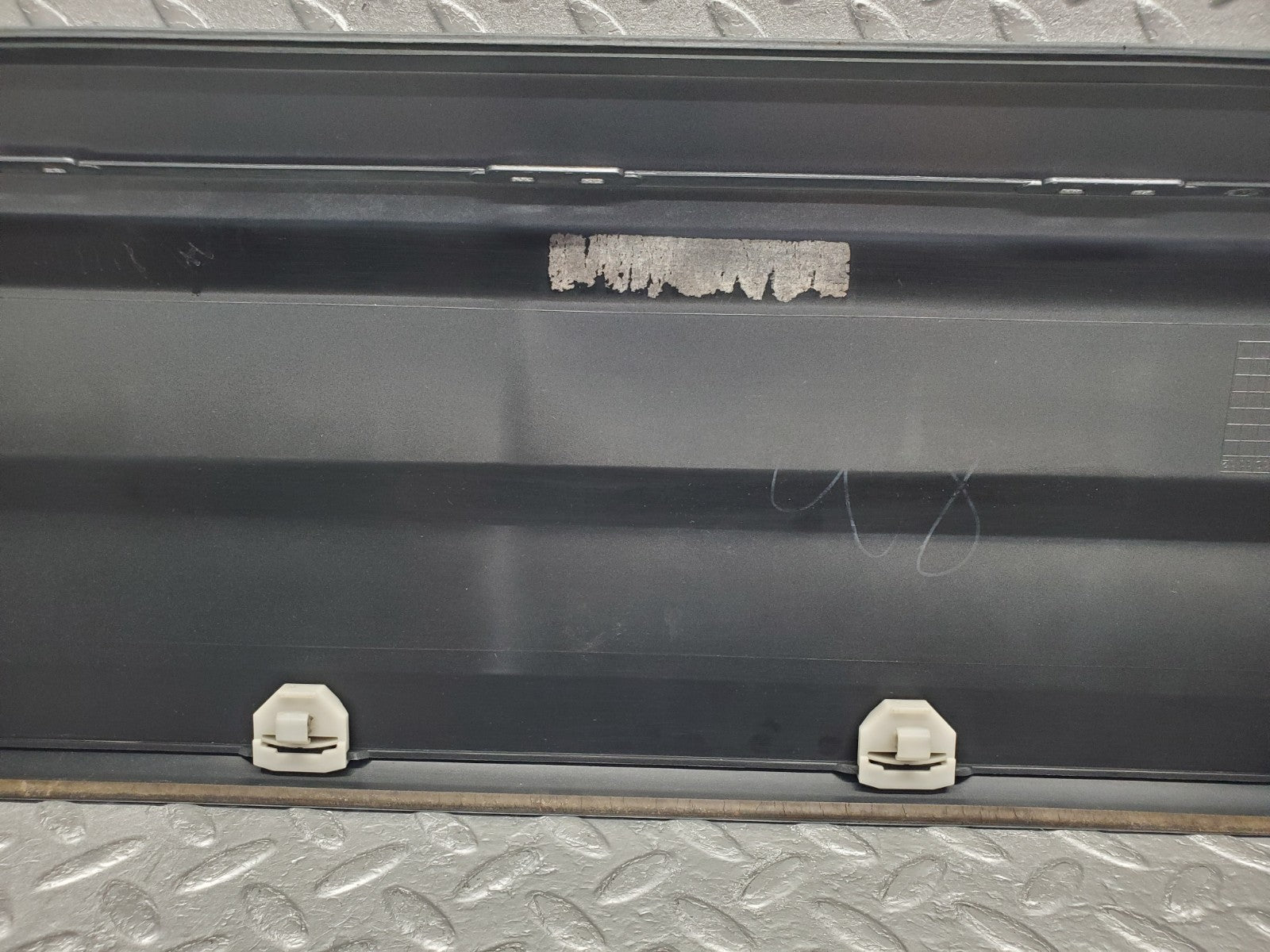 W201 Baby Benz front right door moulding trim used OEM