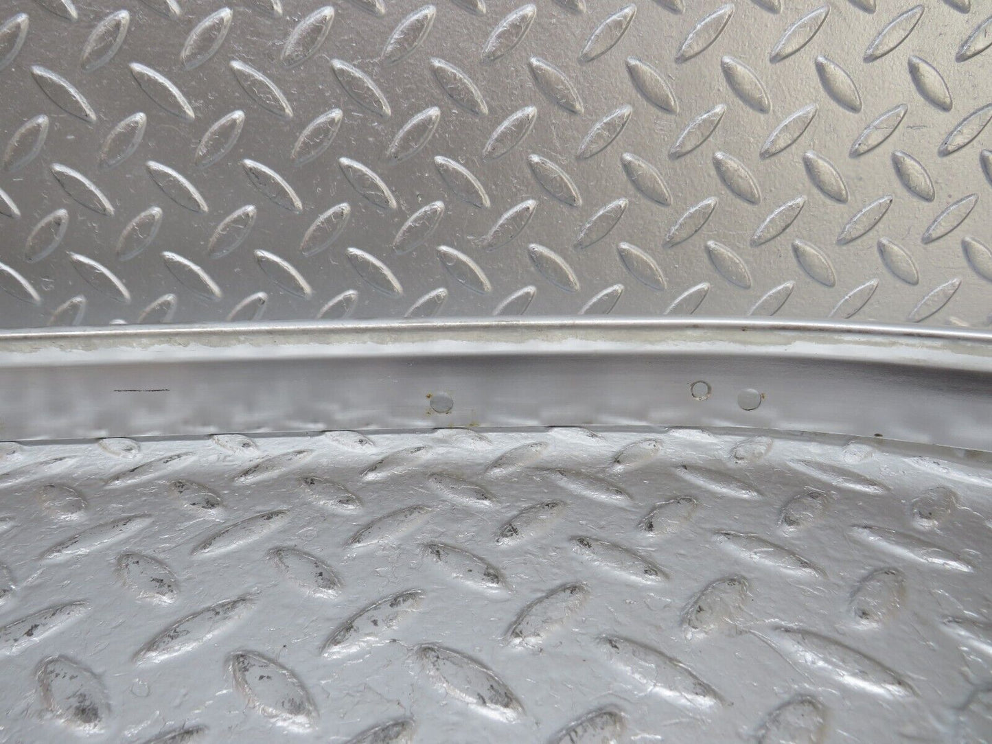 34457 Mercedes-Benz C126 380SEC Coupe Roof Chrome Trim Left Side