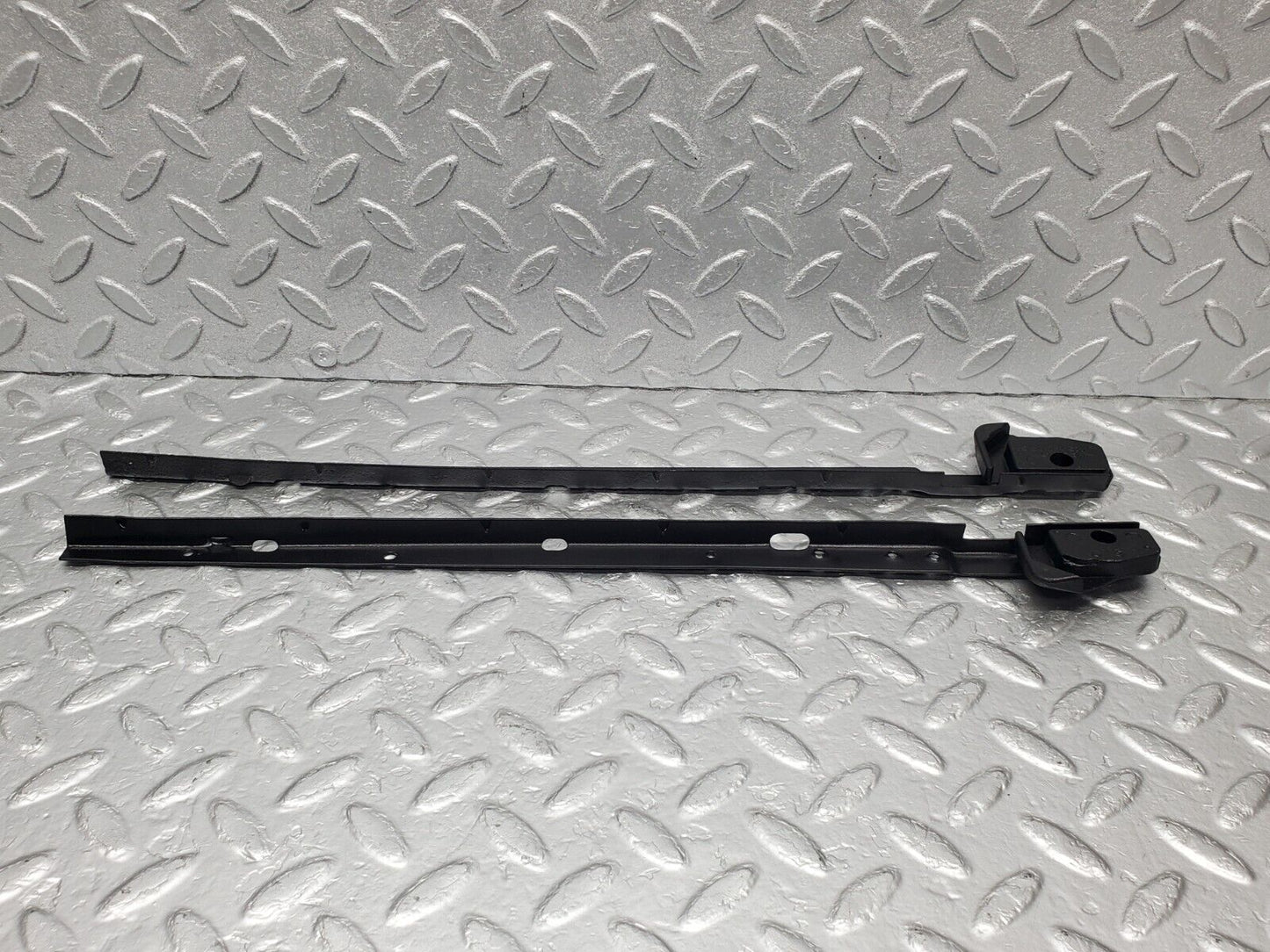 46639 Mercedes-Benz C123 280CE Coupe Sunroof Support Trim 1237820338 1237820438