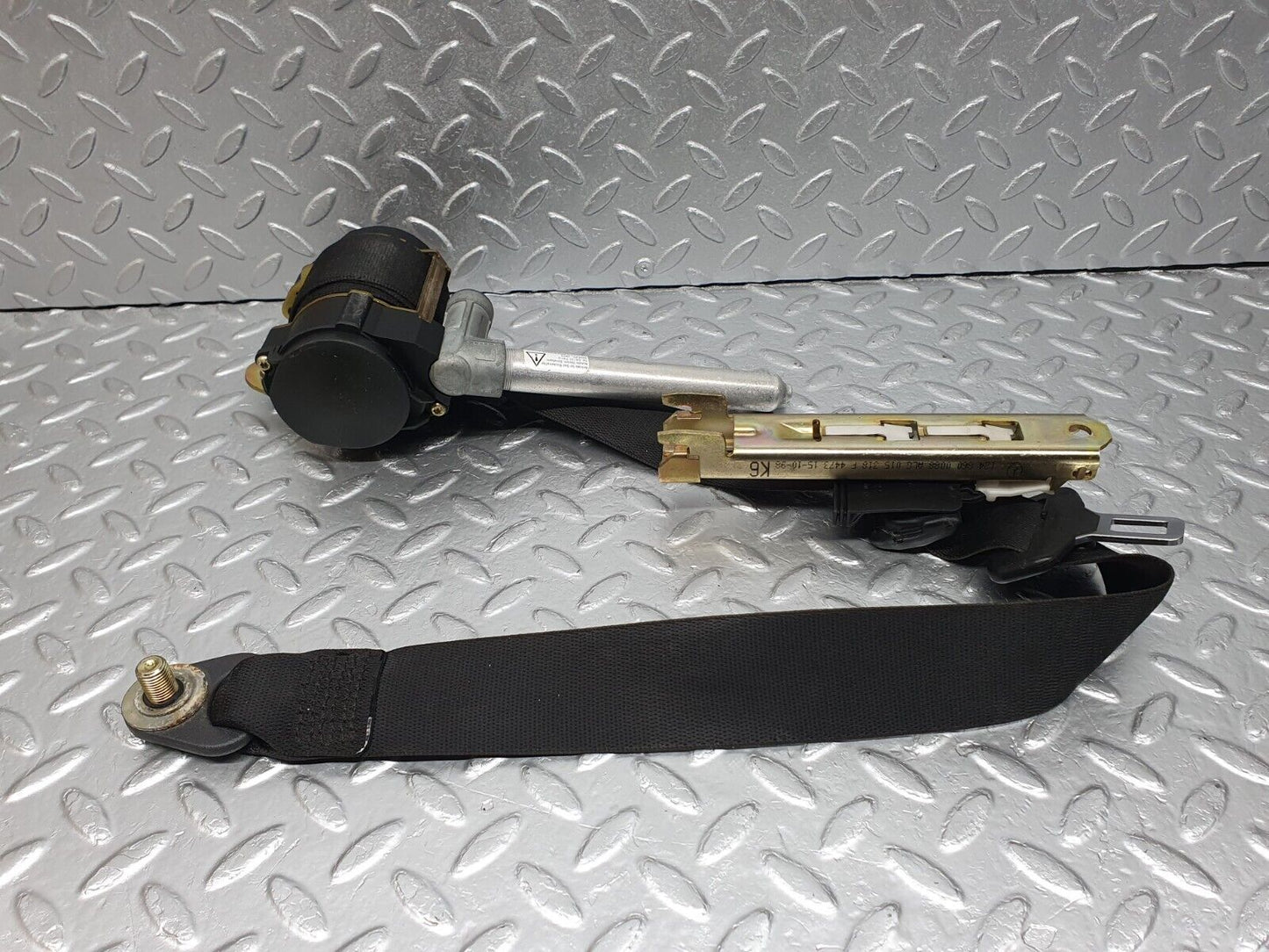 41985 Mercedes-Benz W202 C200 Front Left Seat Belt With Buckles 2018680222 1248600088 2088600369