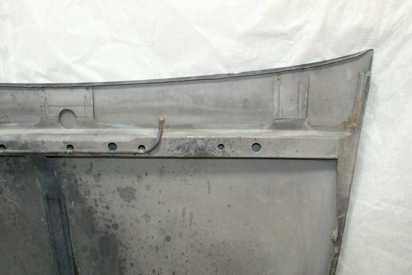 3243 Mercedes-Benz W115 220D Bonnet