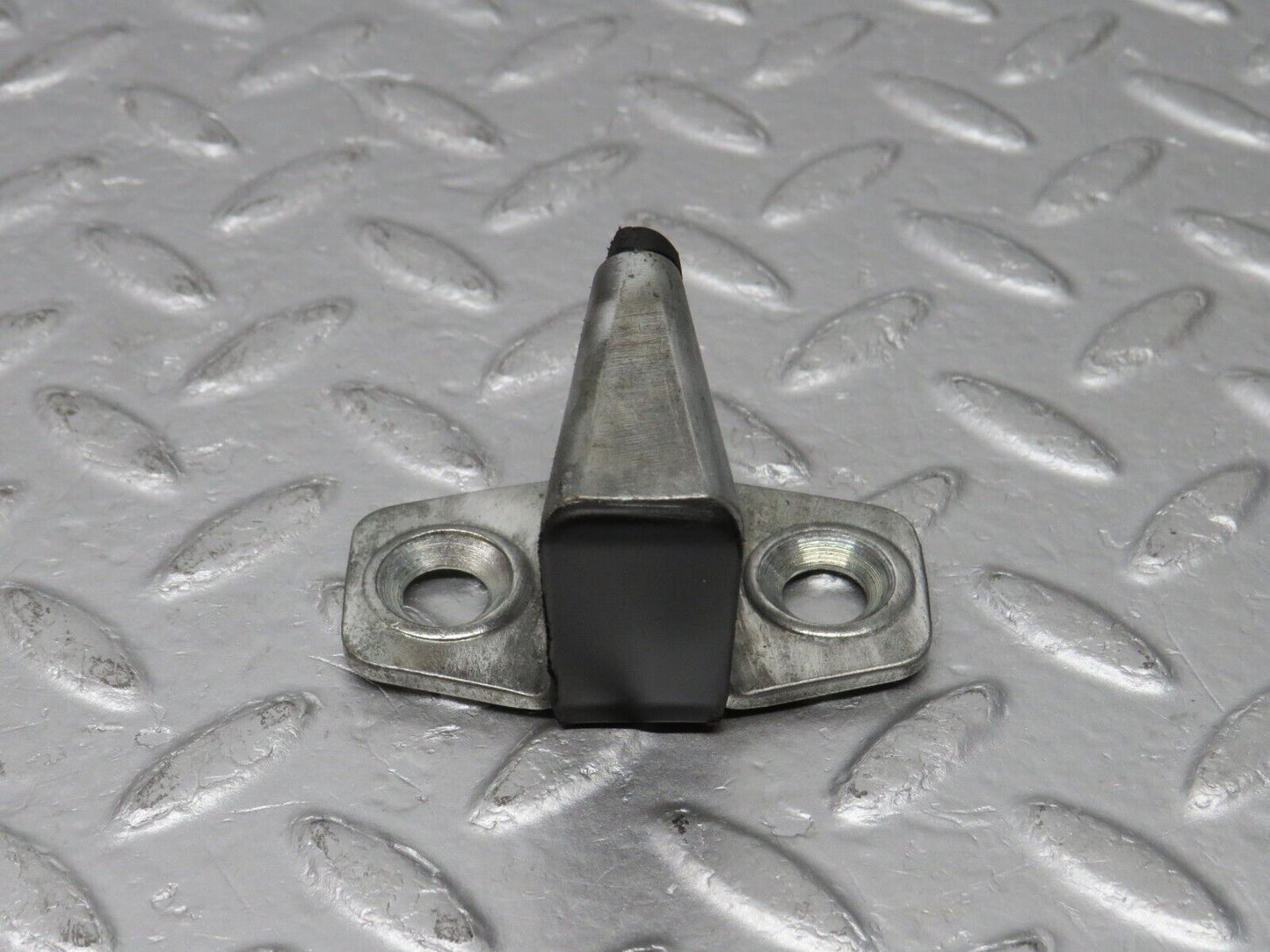 38859 Mercedes-Benz W201 190E 2.6L Door Lock Latch