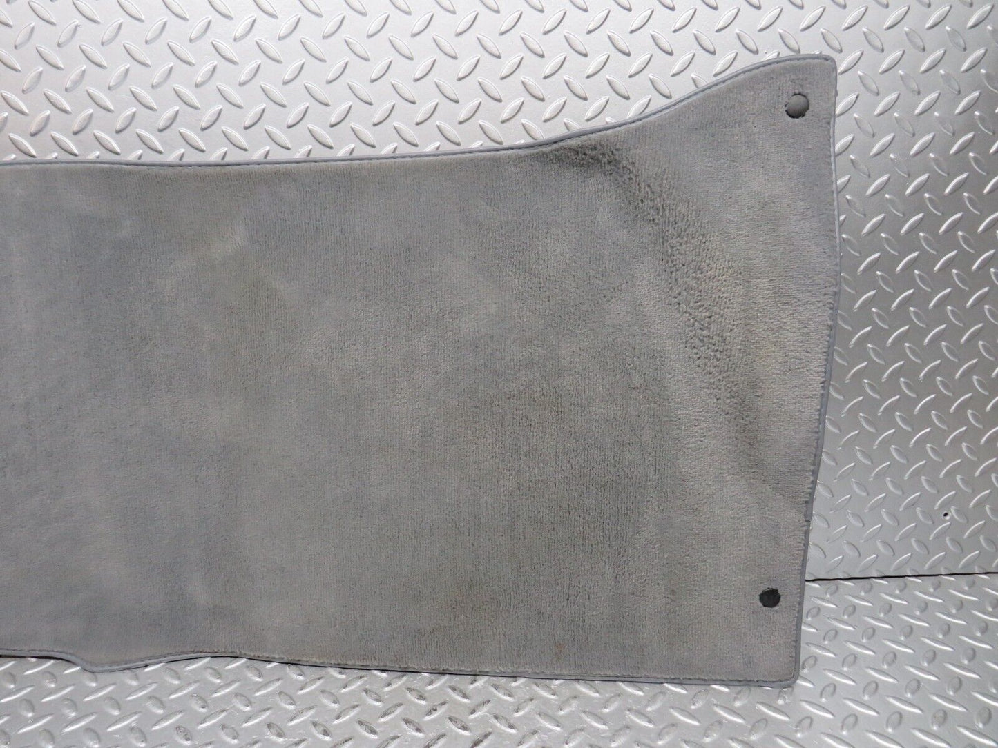 30315 Mercedes-Benz W124 230E Front Left Floor Carpet Grey
