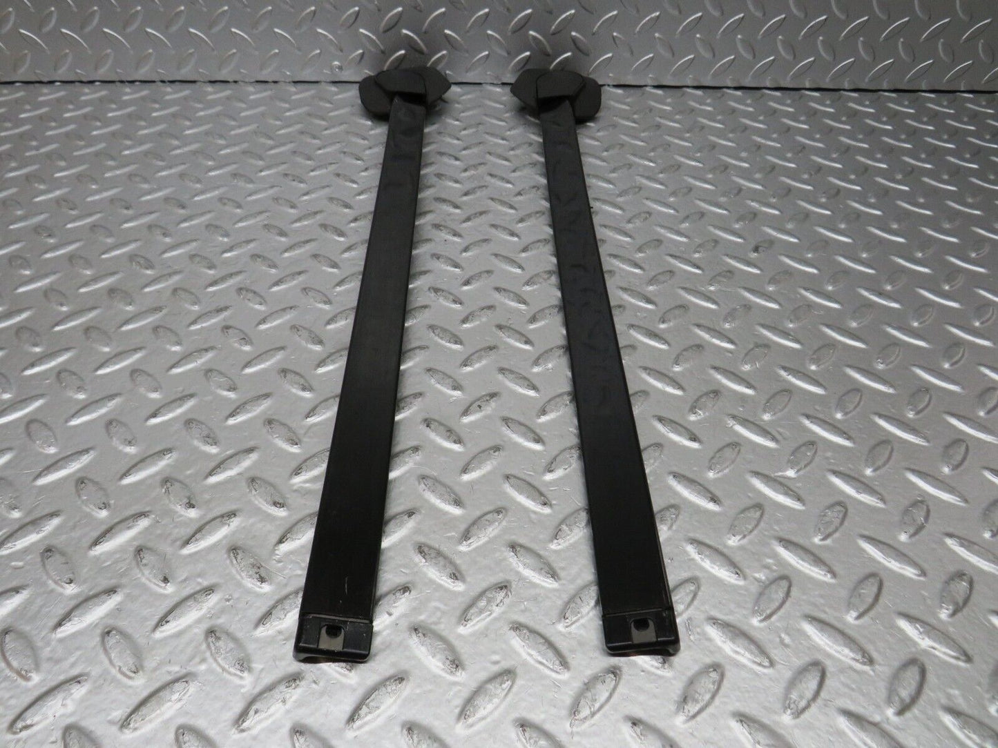 27123 Mercedes-Benz W123 280E Seat Belt Runner 1239192520 1239192620