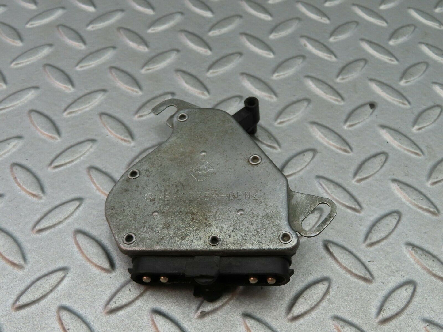 5938 Mercedes-Benz W124 230E Reverse Light Switch 1235401945