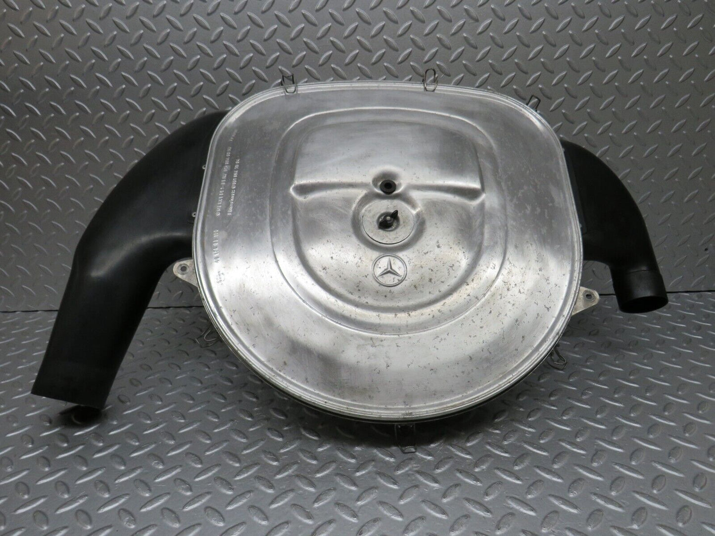 36239 Mercedes-Benz W126 420SE Aluminium Air Filter Box Housing 0130946802