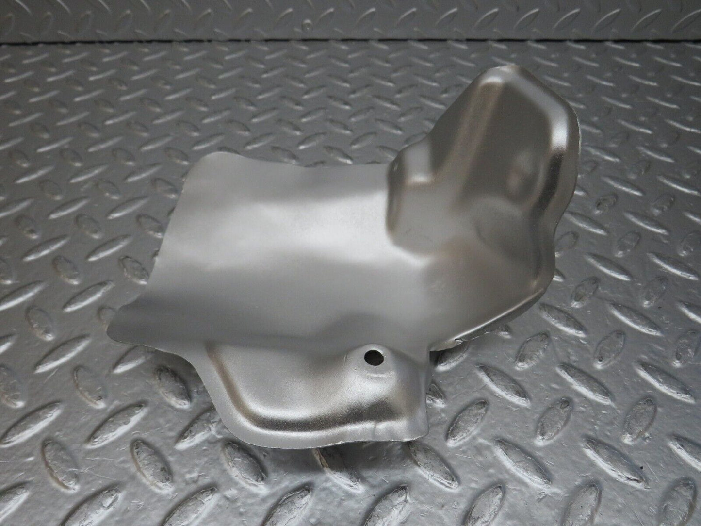 32524 Mercedes-Benz S124 300TE Wagon Exhaust Heat Shield