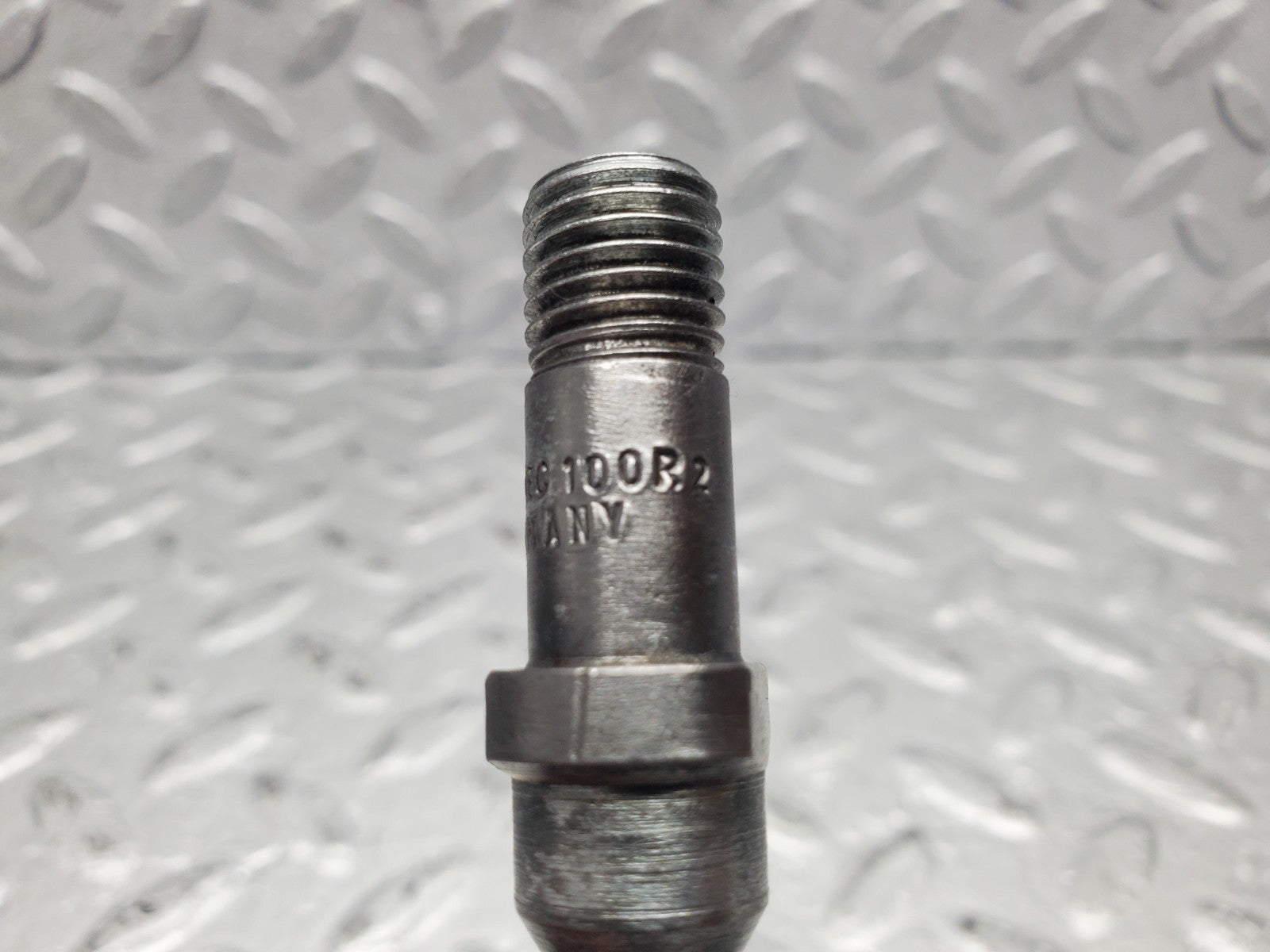 W112 fuel injector used OEM