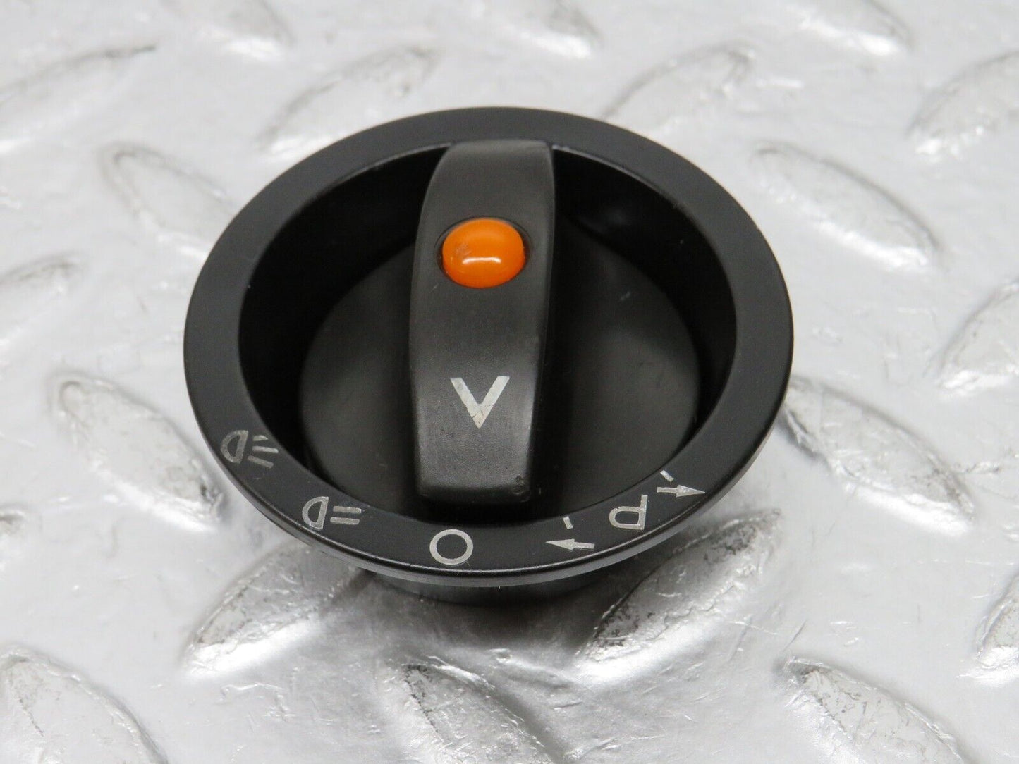 31028 Mercedes-Benz W123 230E Headlight Switch Collar Knob