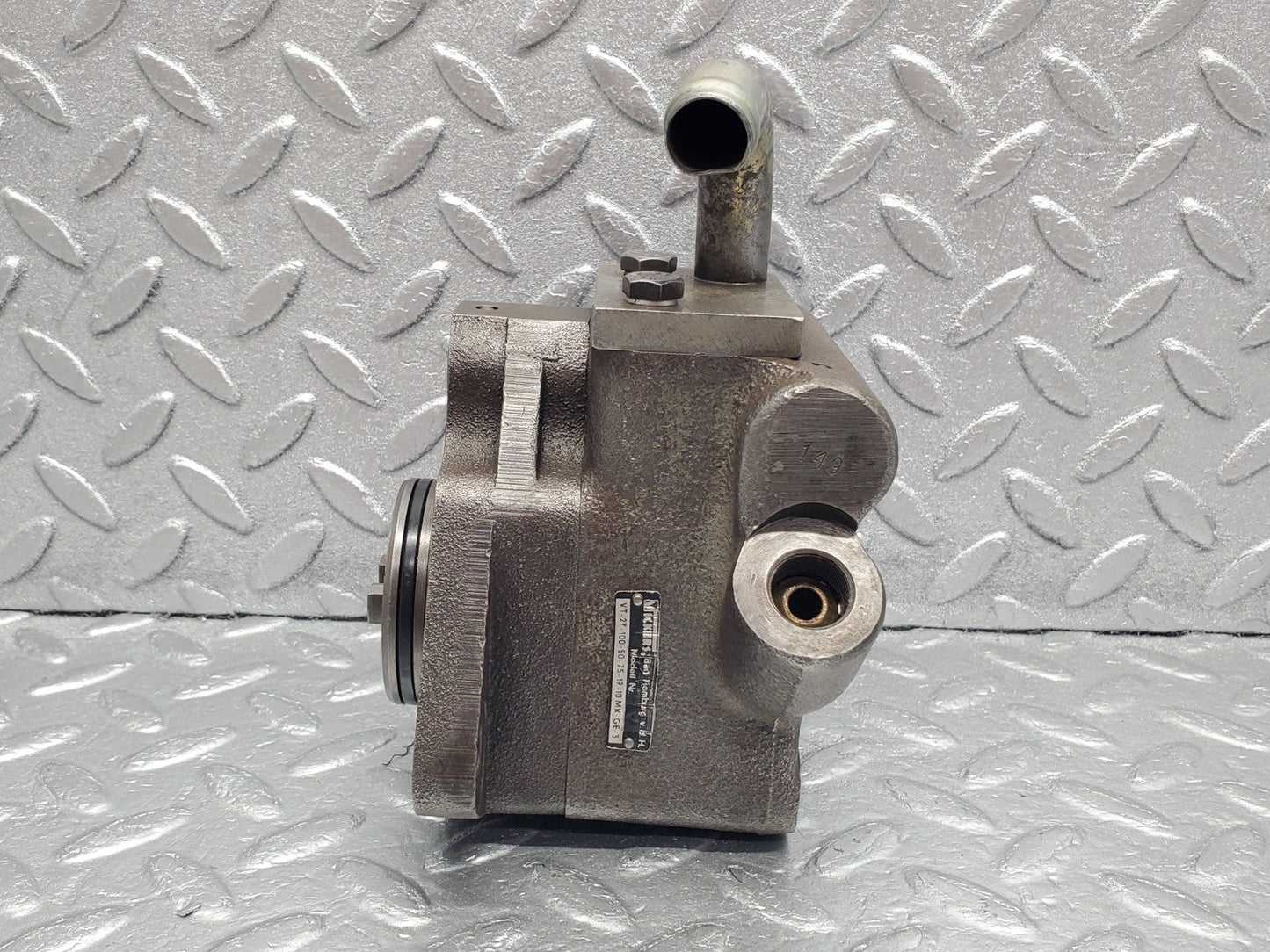 W112 power steering pump used OEM
