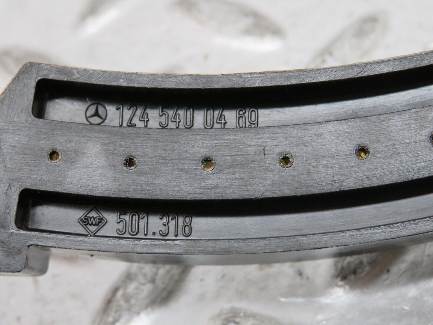 27583 Mercedes-Benz S124 300TE Wagon Tailgate Wire Connector 1245400469