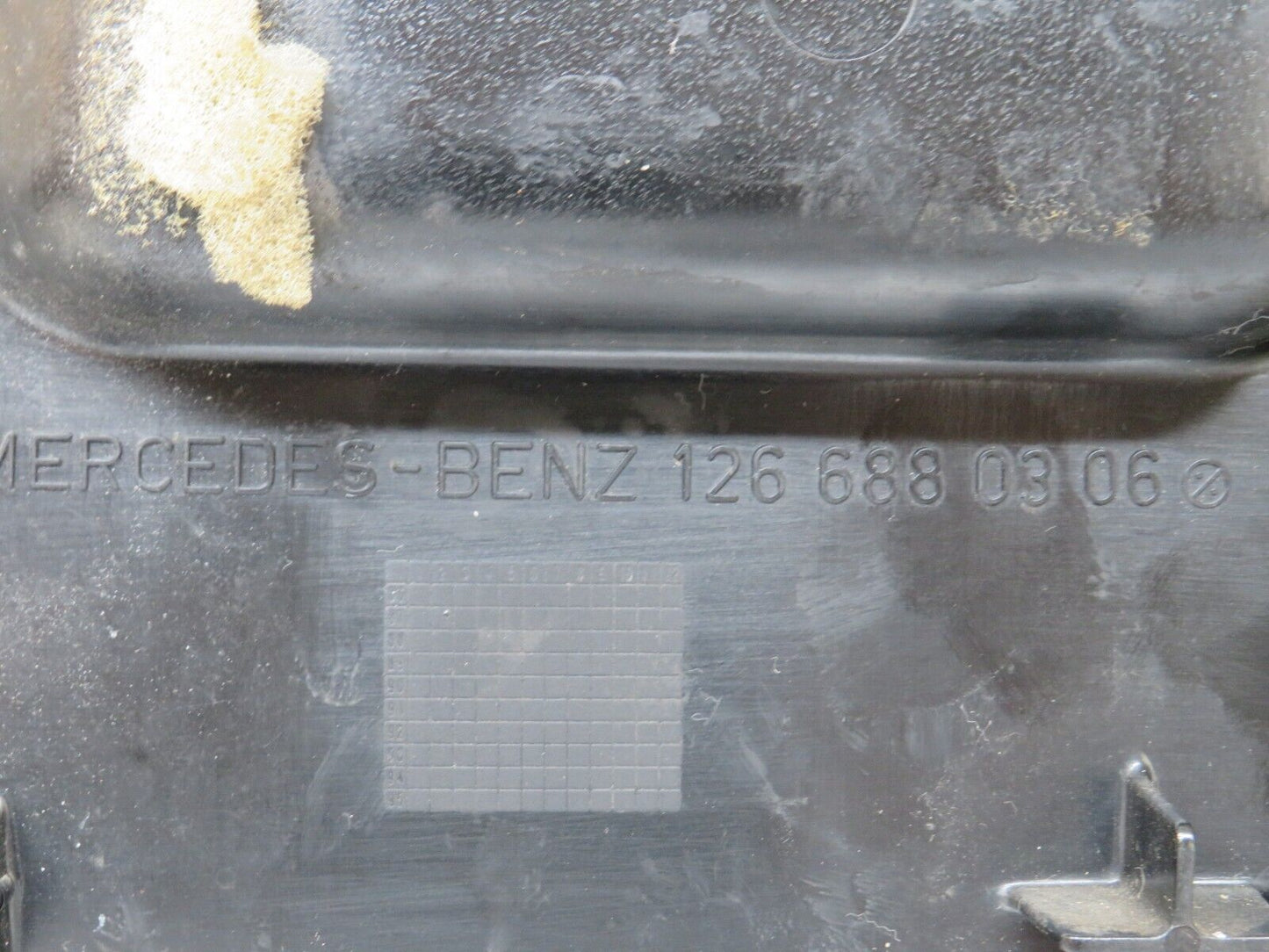 37076 Mercedes-Benz C126 420SEC Coupe Kick Panel Left Side Beige 1266880306