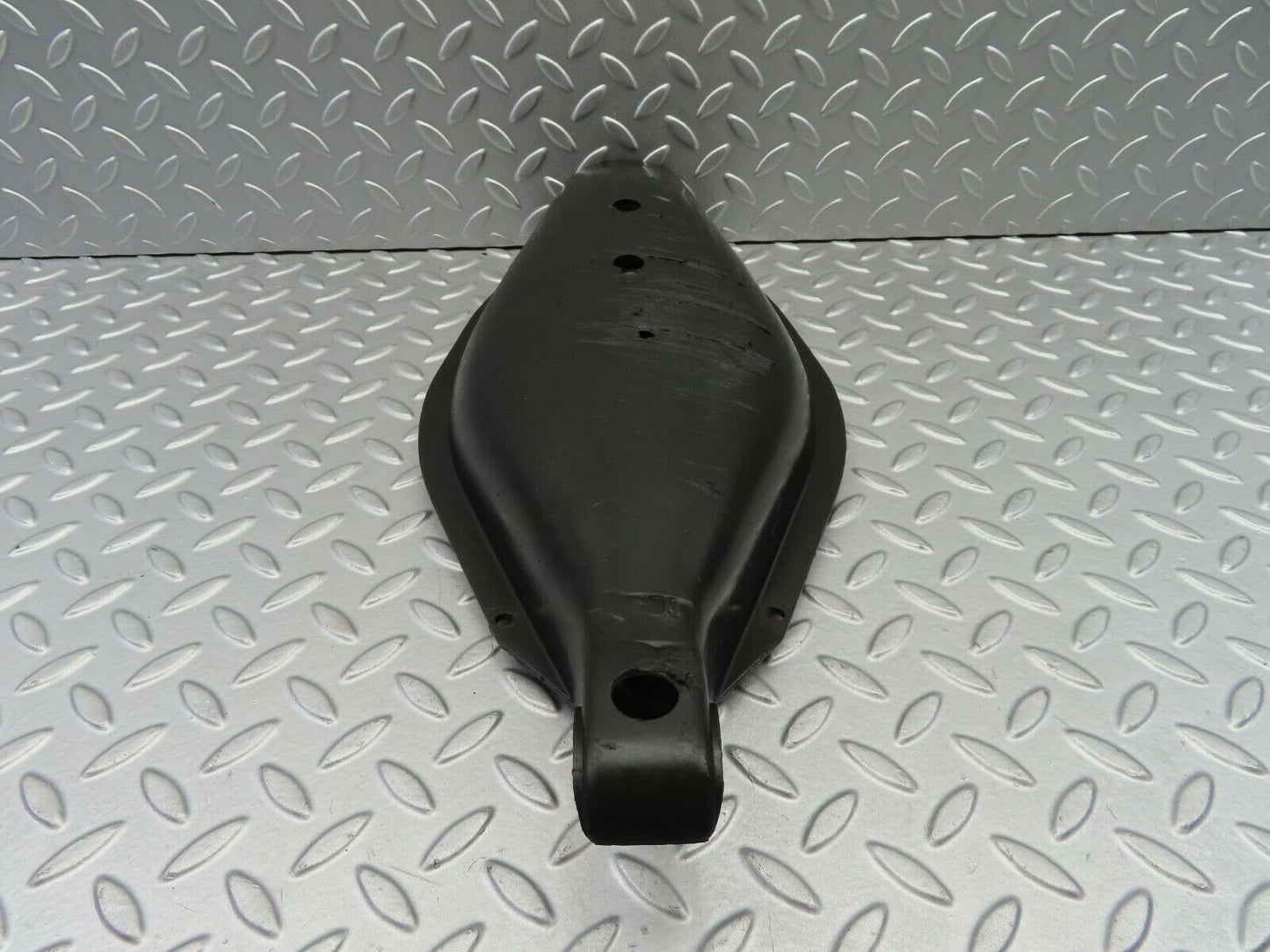 6716 Mercedes-Benz S124 E220 Wagon Rear Control Arm Cover  1243520188