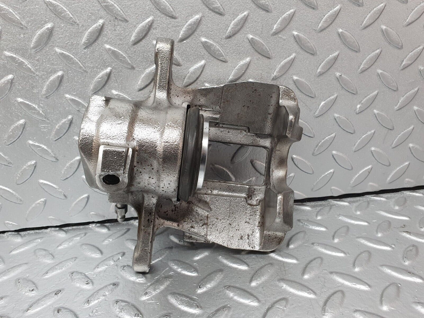 41905 Mercedes-Benz W202 C200 Front Left Brake Caliper Lucas
