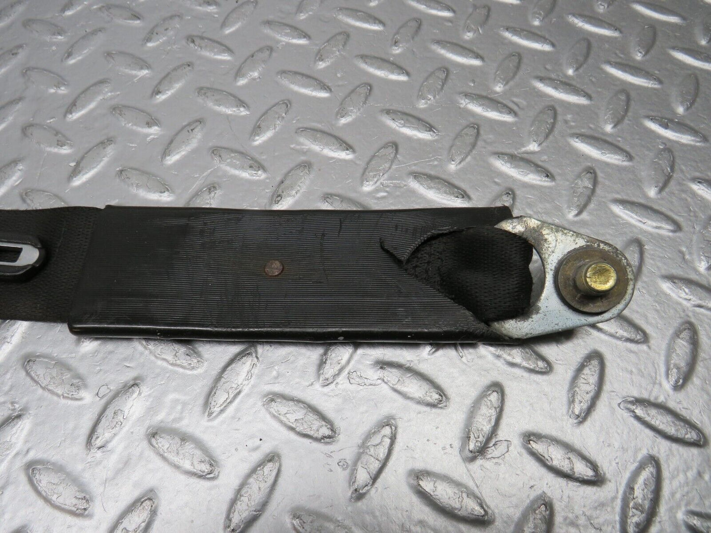 39666 Mercedes-Benz R107 350SL Coupe Front Right Seat Belt No Buckle 1078680314