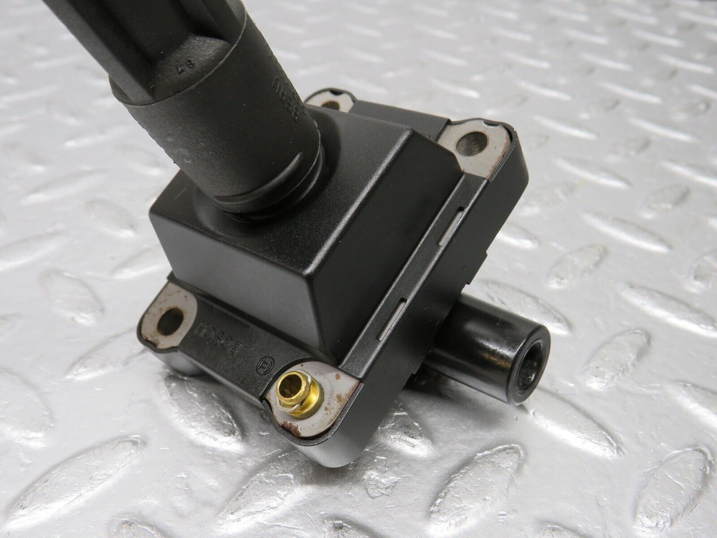 38344 Mercedes-Benz R129 280SL Coupe Ignition Coil Bosch 0221506444 0001587003 0001593642