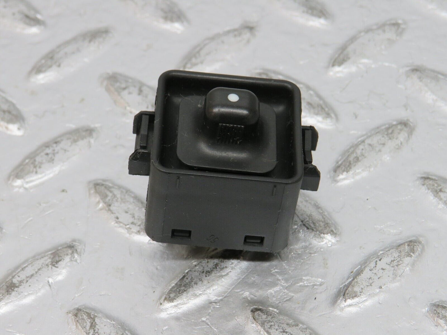 32386 Mercedes-Benz S124 300TE Wagon Electric Mirror Switch 1248201810