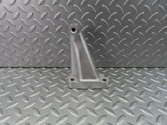 10572 Mercedes-Benz C123 230CE Coupe Engine Mount Bracket Right 1022230304