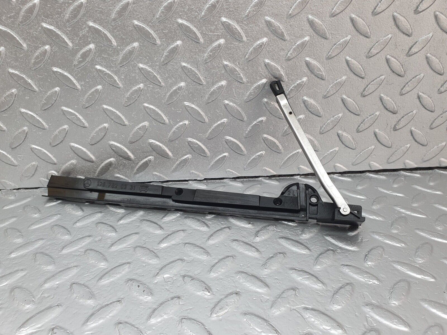 43016 Mercedes-Benz W201 190 Power Sunroof Sliding Mechanism Left  1267820331