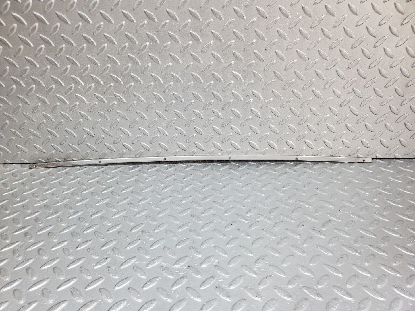 44849 Mercedes-Benz W124 220E Sunroof Chrome Trim