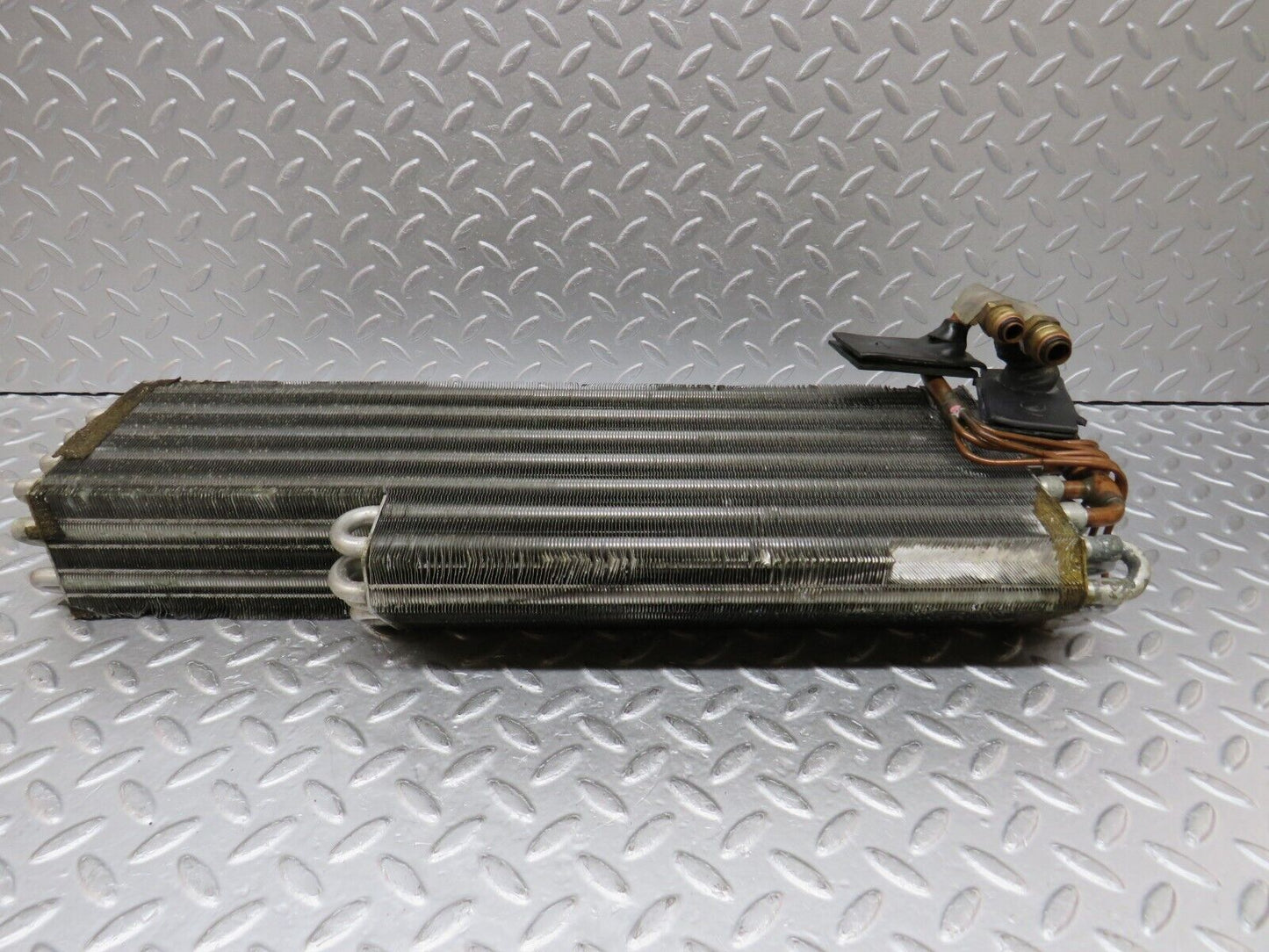 36214 Mercedes-Benz W126 420SE Air Conditioning Radiator