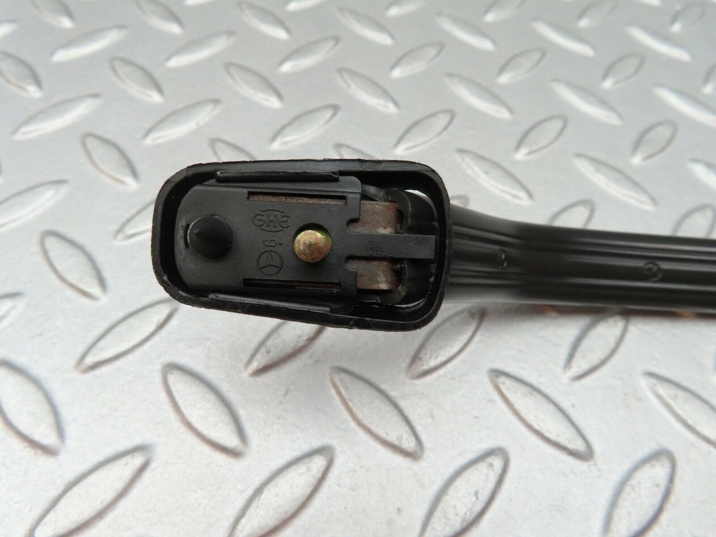 3875 Mercedes-Benz S123 200T Wagon Interior Roof Grab Handle Front