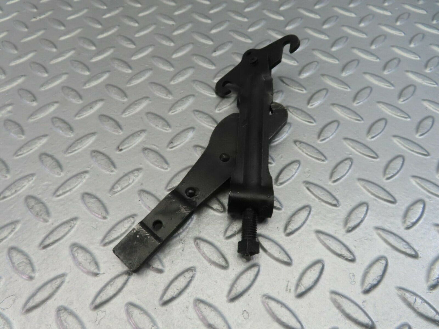 10020 Mercedes-Benz C123 230CE Coupe Handbrake Adjusting Handbrake Regulator