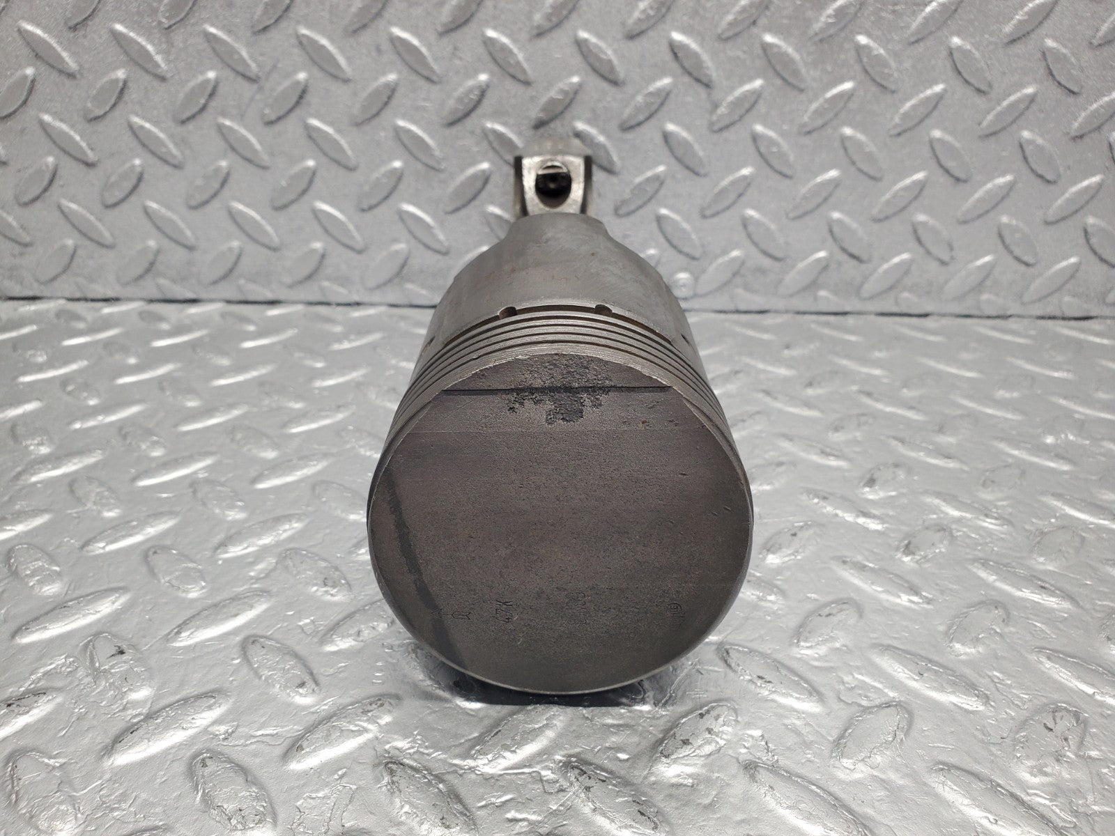 W112 piston with connecting rod used OEM