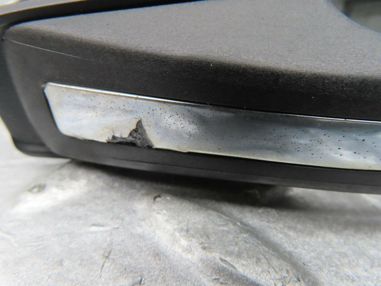 16519 Mercedes-Benz W124 260E Rear Left Exterior Door Handle