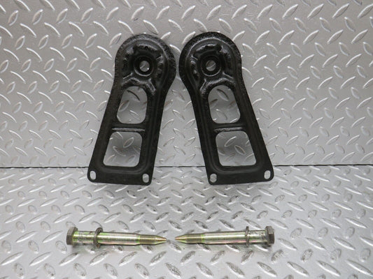 32140 Mercedes-Benz W123 230E Rear Suspension Axle Mounting Bracket