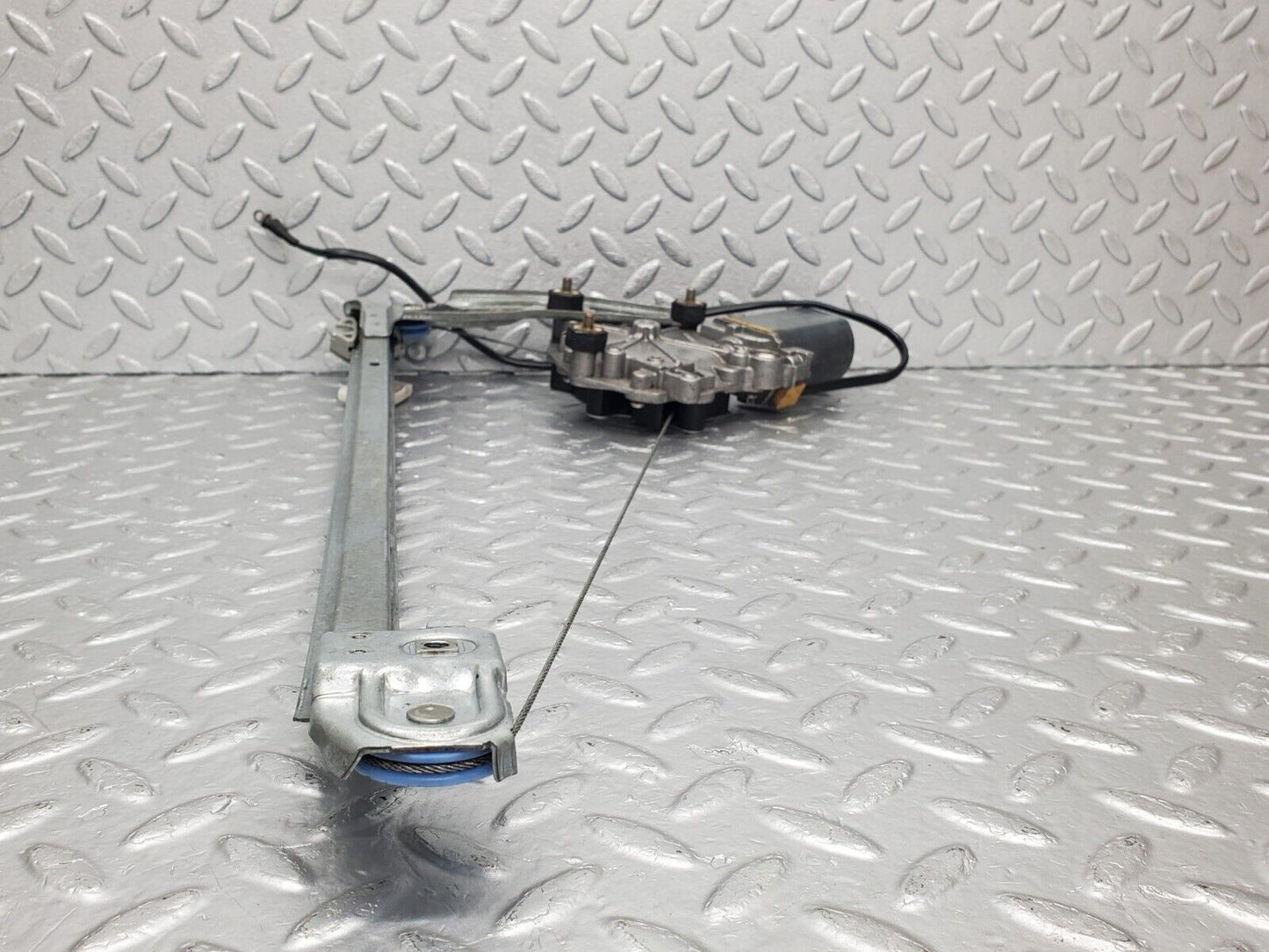 46133 Mercedes-Benz W124 Rear Right Power Window Regulator