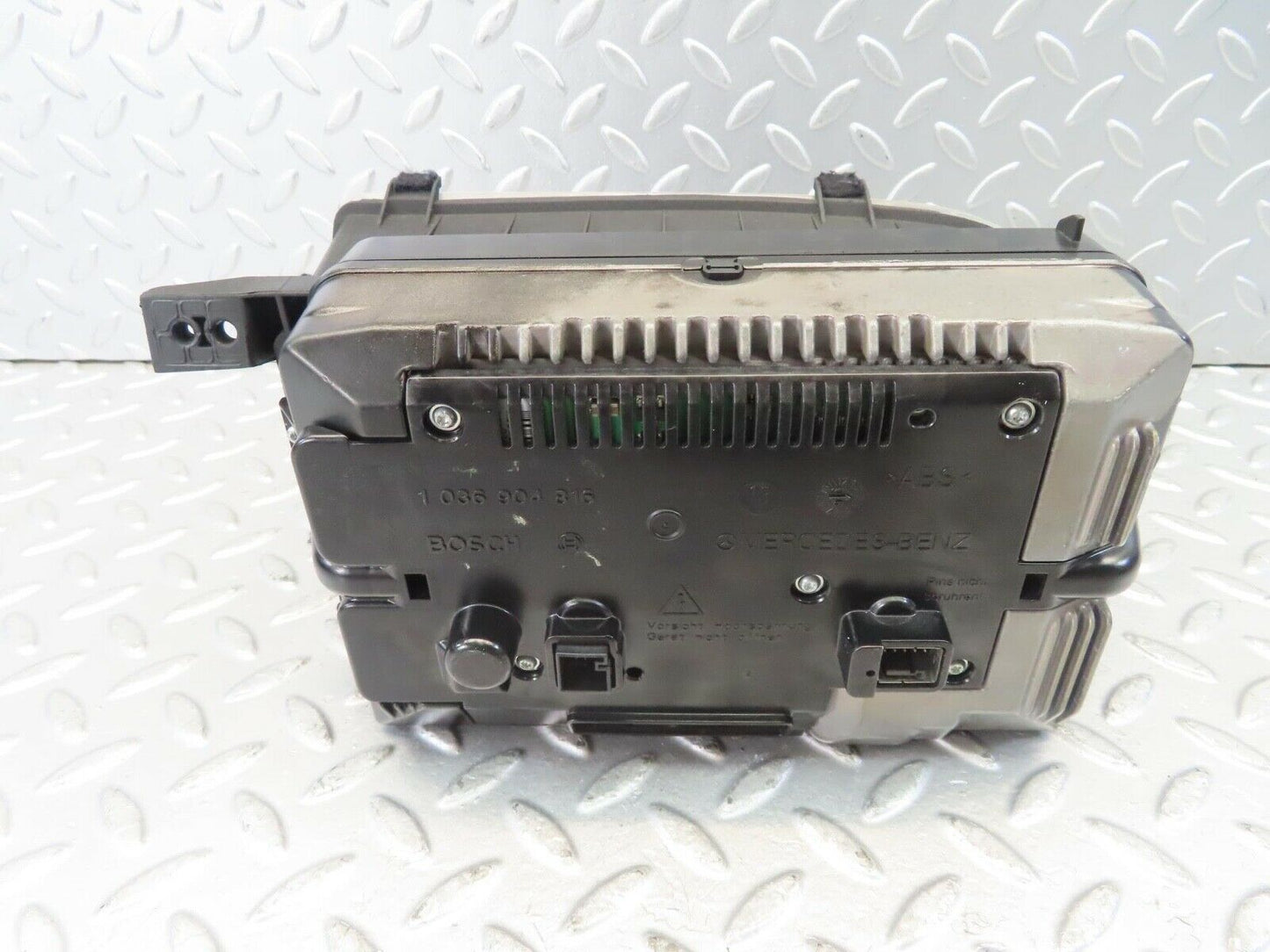 11122 Mercedes-Benz W221 S320 Sat Nav Radio Display 1036904816