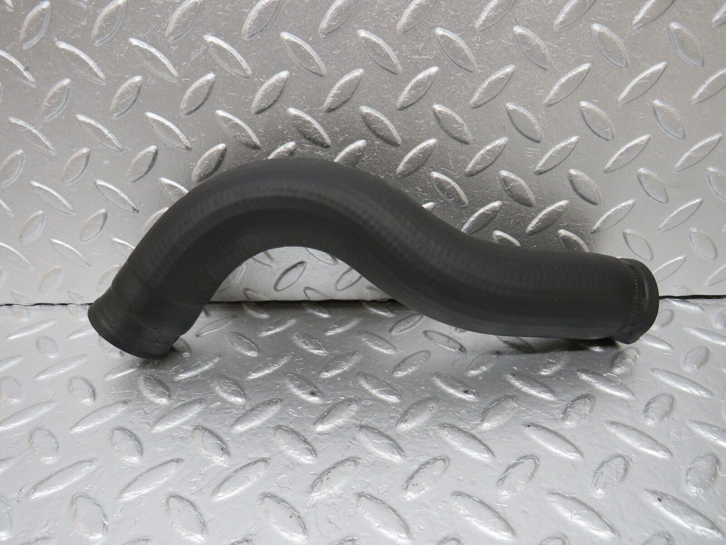 34634 Mercedes-Benz C126 380SEC Coupe Radiator Hose Pipe 1265012082